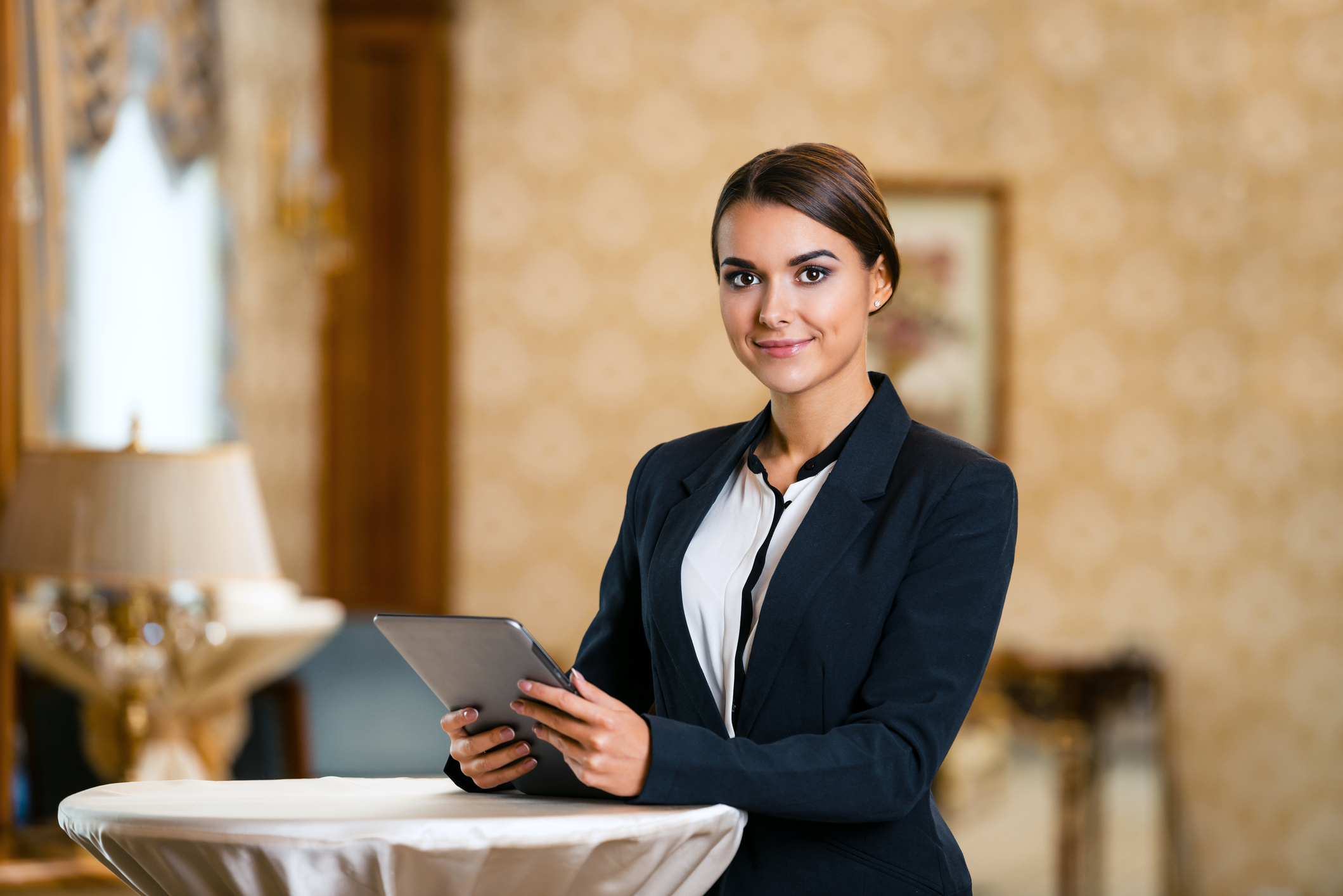 5 Ways to Optimize Hotel Operations Management & Improve Guest Service