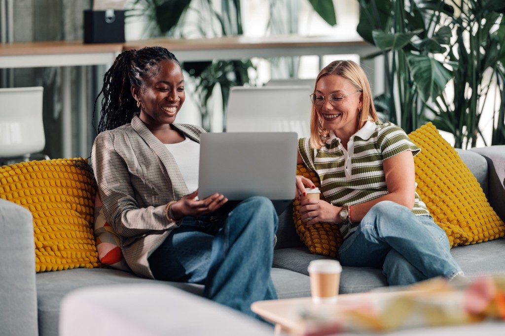 Coworking Space Features That Hotel Guests Value